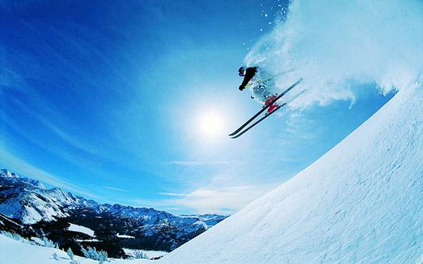 無料壁紙 スキーヤーのかっこいい写真画像まとめ 雪山 ゲレンデ