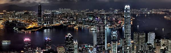 香港の夜景を色鮮やかに撮影した綺麗な写真壁紙画像
