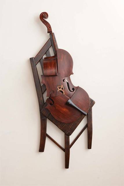 まるでリアル・キュビズム！楽器や椅子を分解して再構築したアート作品 - 02