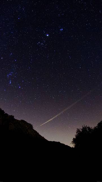 mg35-astronomy-space-sky-night-beautiful-falling-star